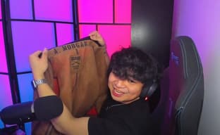 Помните игрока с 6 000 часами в Red Dead Online? Он получил коробку с подарками от Rockstar