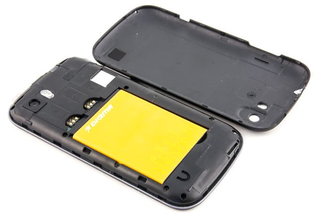 Обзор Digma iDxD4 3G. Открытый смартфон