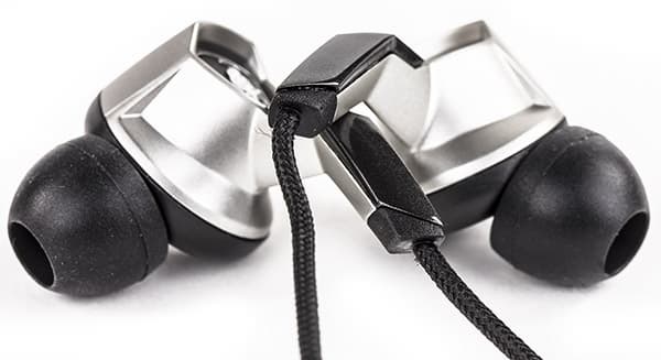 Обзор наушников Lamborghini Quantum