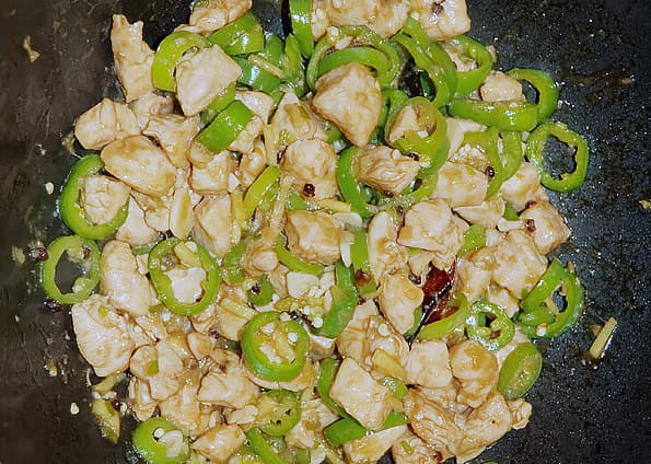 Двухконфорочная электрическая плитка Home Element HE-HP702