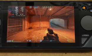 Редкую модель Steam Deck купили за $3000 и отдали блогеру — он разобрал устройство и показал внутренности