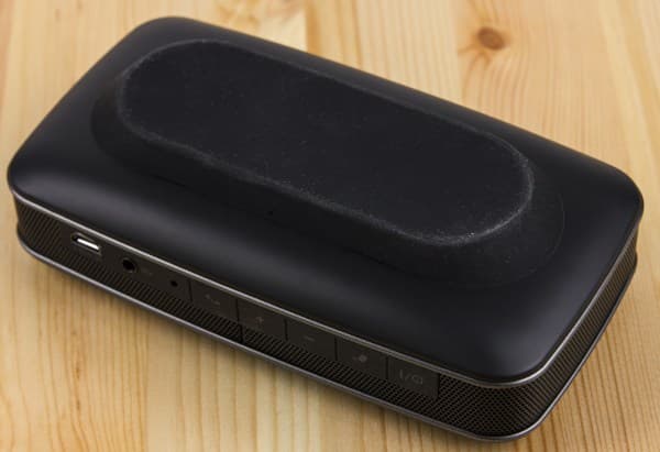 Дизайн колонки Pioneer FreeMe XW-LF1