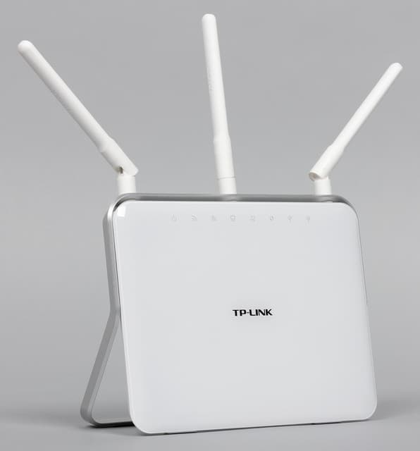 Внешний вид TP-Link Archer C9 Внешний вид TP-Link Archer C9