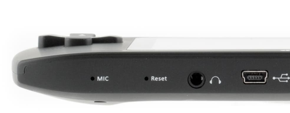 Портативная консоль Ritmix RZX-50 - карманный эмулятор SNES, NeoGeo и т.д.