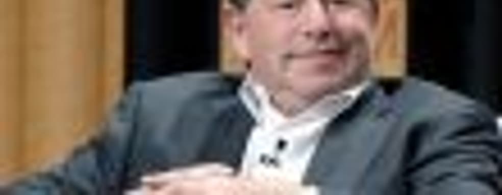 Руководители Activision Blizzard и Electronic Arts попали в список глав компаний, которым сильно переплачивают