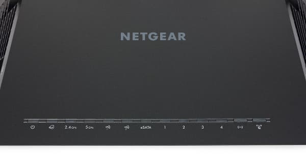 Внешний вид Netgear R7500 Внешний вид Netgear R7500