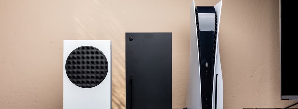 Sony и Microsoft следует продавать PS5 и Xbox Series X|S на аукционе, считает Джон Кармак