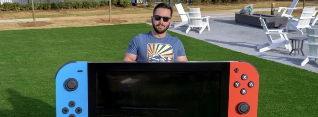 Инженер создал огромную Nintendo Switch и подарил детской больнице