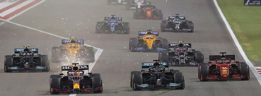 В PS5-версию F1 2021 вернули рейтрейсинг, но теперь отключили трехмерный звук для наушников