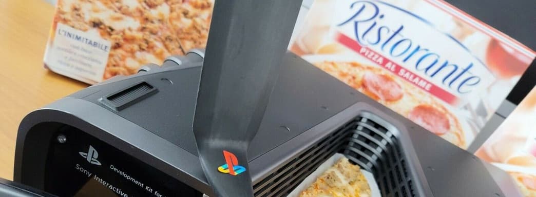 Девкит PS5 продали на аукционе, как «набор для разработки пиццы»