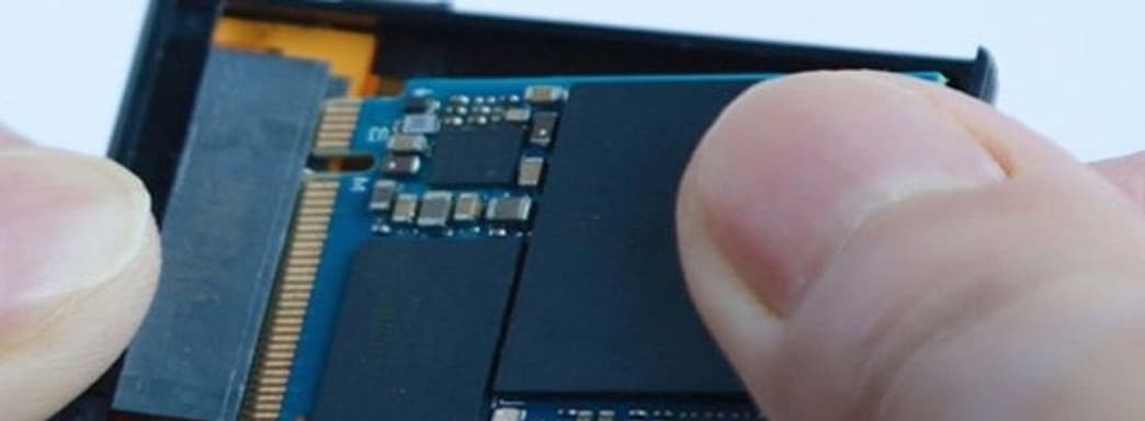 Для Xbox Series X|S можно использовать адаптер для подключения дешевых SSD. Появилась альтернатива