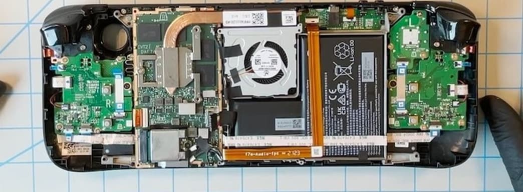 Valve частично разобрала Steam Deck. Что внутри у портативной консоли