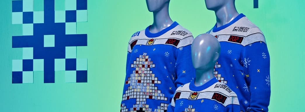 Microsoft представила «уродливый» праздничный свитер за 5 500 рублей