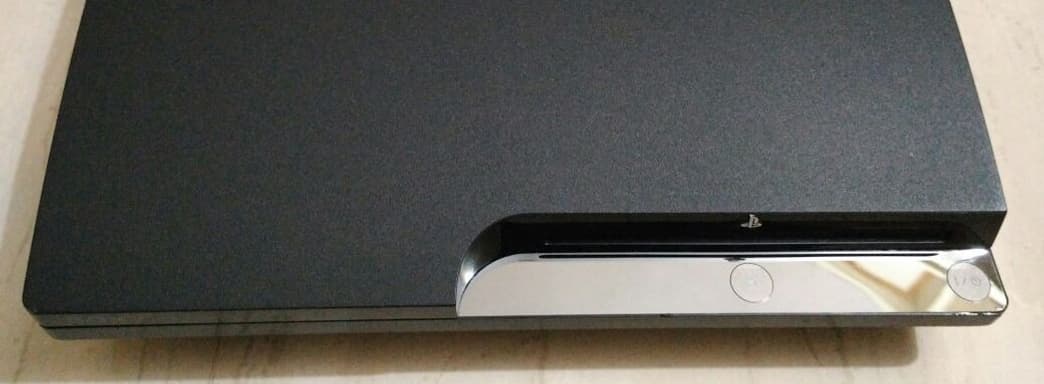 Россиянин получил штраф и год ограничения свободы за попытку продать взломанную PlayStation 3