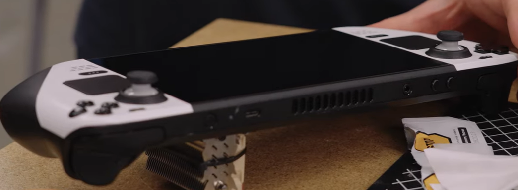 Блогер показал ультимативный Steam Deck с улучшенным охлаждением, батареей, защитой и с 3 ТБ памяти