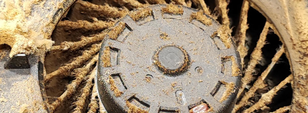 Это PlayStation 4 курильщика. Курение убивает не только здоровье, но и консоли Sony