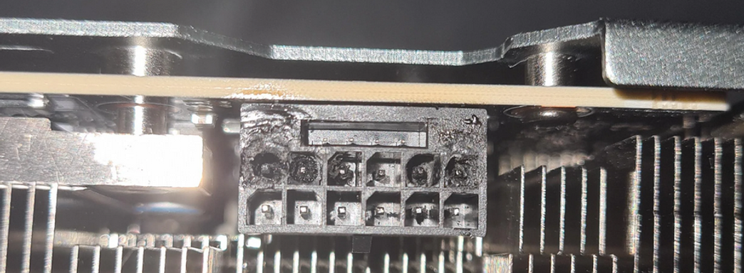 NVIDIA обещала возместить все траты владельцам RTX 4090 с расплавленными кабелями