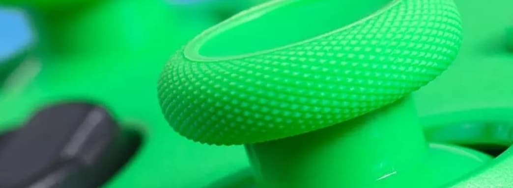 Microsoft показала контроллер Xbox Velocity Green
