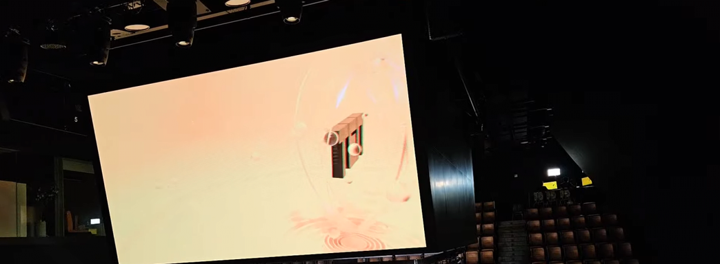 Никто не пришел на встречу фанатов Diablo 4. Ведущего трансляцию пустого зала стримера попросили выключить камеру