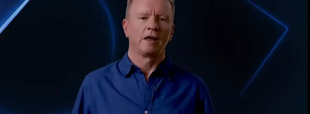 [Видео] PlayStation потеряла голову