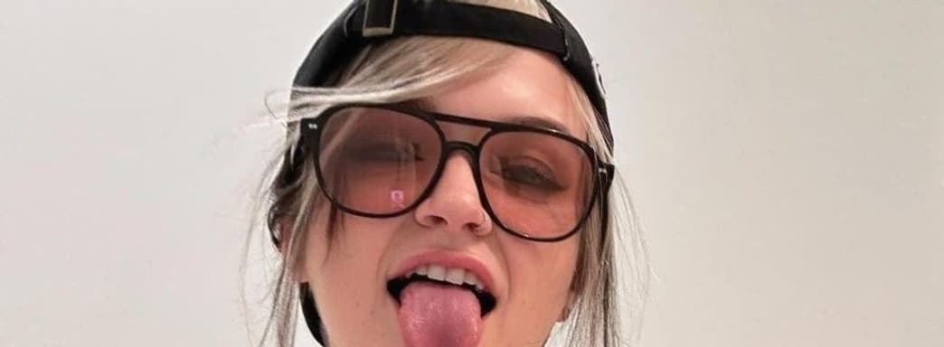 Люди с большим количеством свободного времени разглядели намек на дату премьеры следующего трейлера GTA6 на арте игры