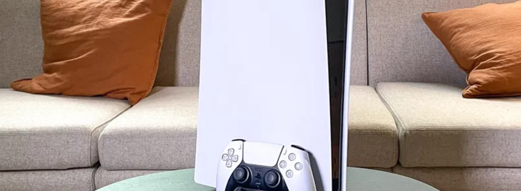 Школьнику отказались покупать PlayStation 5 — он открыл бизнес и стал миллионером