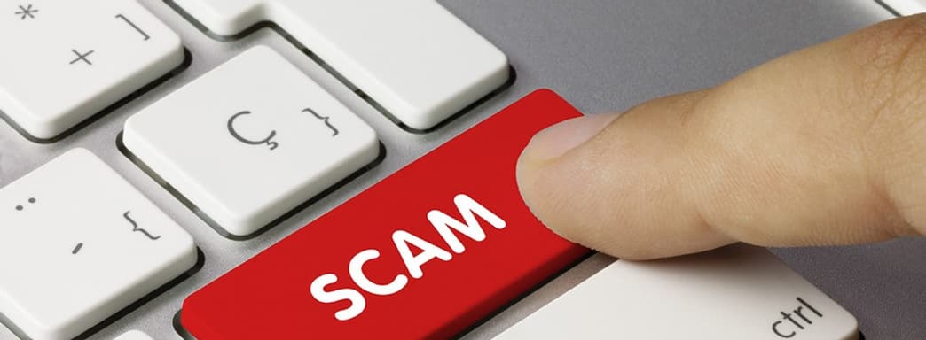 Школьница из Саратова набрала кредитов на родителей, чтобы купить игровую валюту