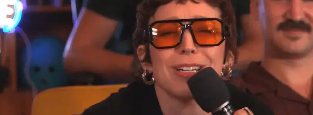 Главный редактор Kotaku объявила о своем уходе и предложила поцеловать ее в ягодицы