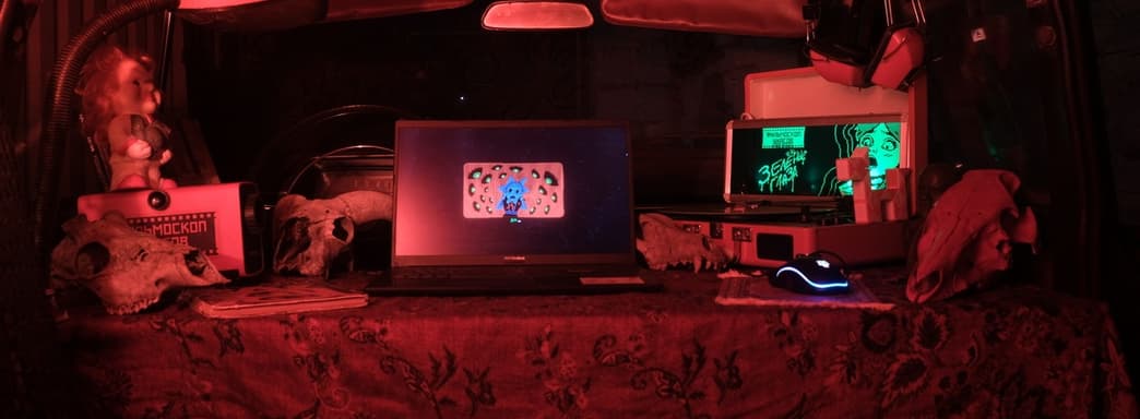 Закрывшийся в старом москвиче разработчик выпустил трейлер «Фильмоскопа Ужасов: Зеленые Глаза»