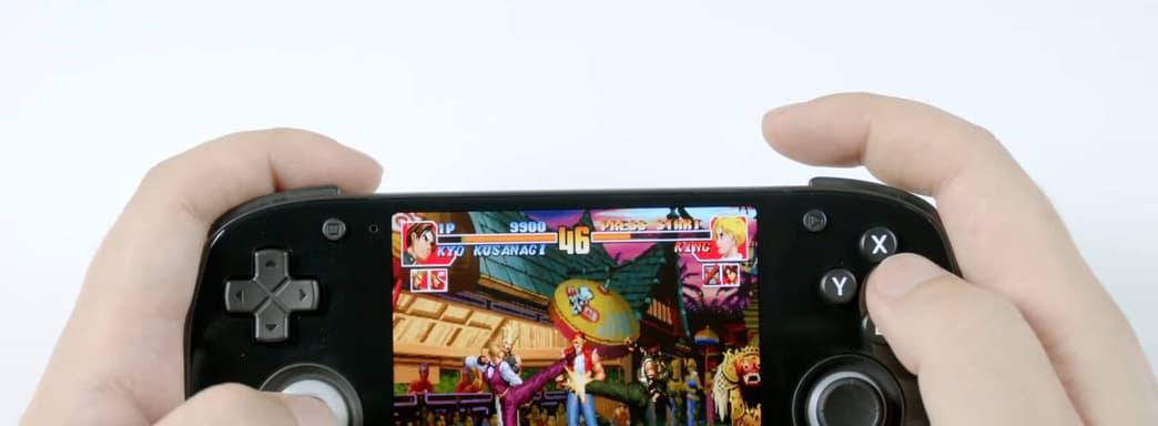 Retroid сыграла на портативной консоли Pocket Mini с новым экраном и фронтальной панелью