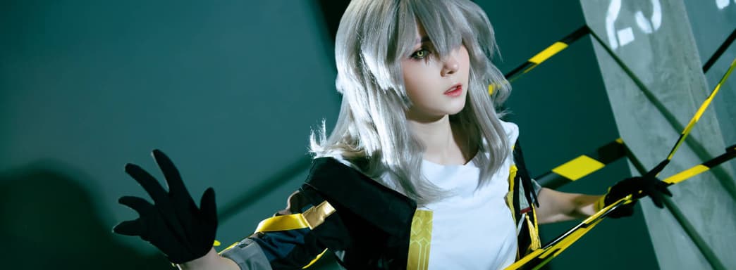 Звёздная путешественница: косплеерша превратилась в Стеллу из Honkai: Star Rail