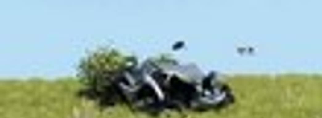 Физическая модель от BeamNG - падение со скалы