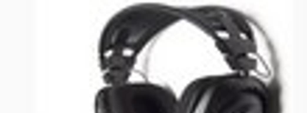 Microsoft обещает поддержку проводных third-party гарнитур в Xbox One 