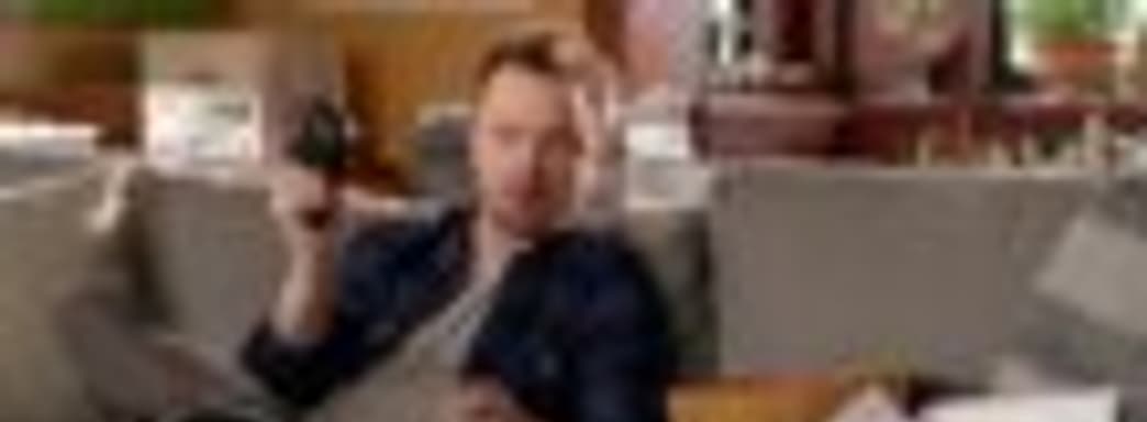 Aaron Paul рекламирует Xbox One