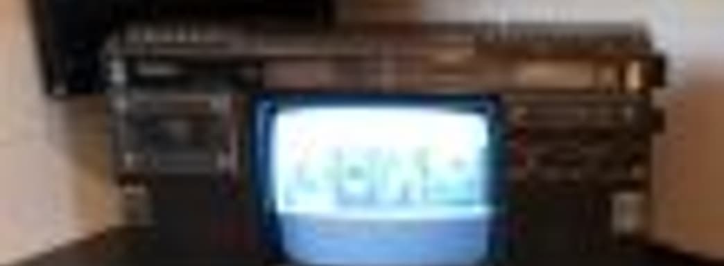 Вот так выглядят игры для Switch Lite на телевизоре Panasonic Boombox 1984 года выпуска