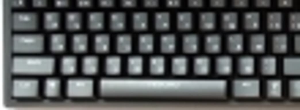 Tesoro Excalibur: механическая игровая клавиатура с подсветкой и встроенной памятью в классическом исполнении