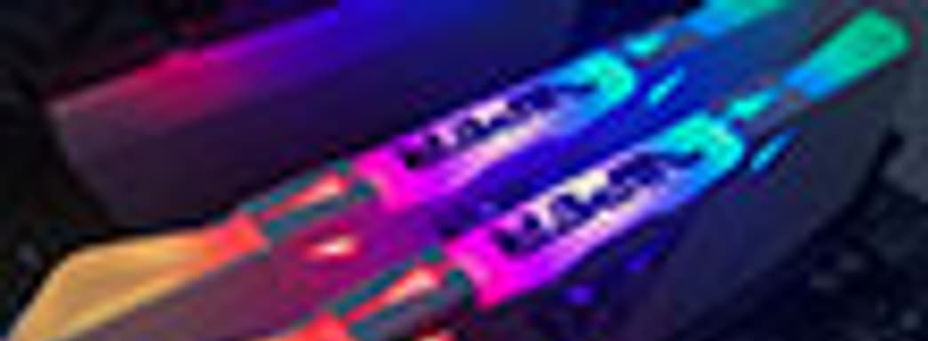 Patriot Viper RGB PVR416G300C5KW &mdash; отличный комплект оперативной памяти с RGB-подсветкой