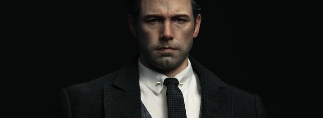 Queen Studios muestra el unboxing y el montaje de la estatua de Bruce Wayne de la película "Liga de la Justicia"