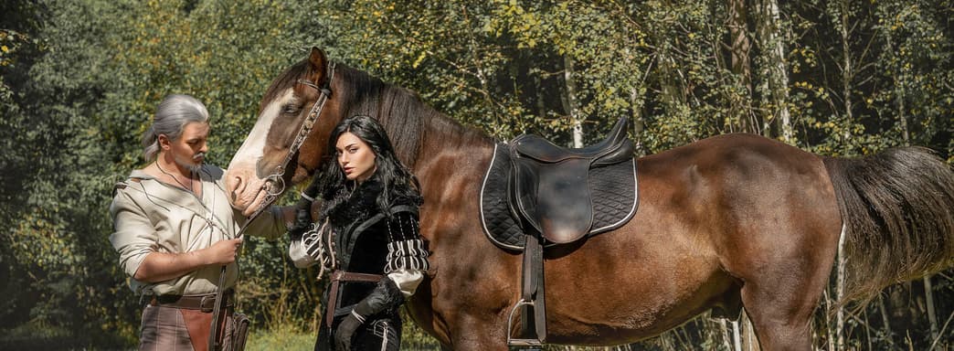Косплееры показали конную прогулку Геральта и Йеннифэр из The Witcher 3: Wild Hunt 