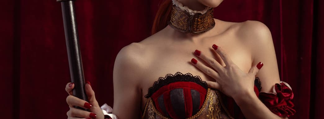 Модель показала косплей Сабрины Глевиссиг из игры The Witcher 2: Assassins of Kings