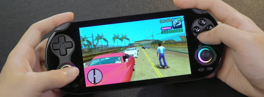 На портативной консоли Anbernic RG Vita сыграли в Dragon’s Crown, Persona 4 Golden и другие проекты