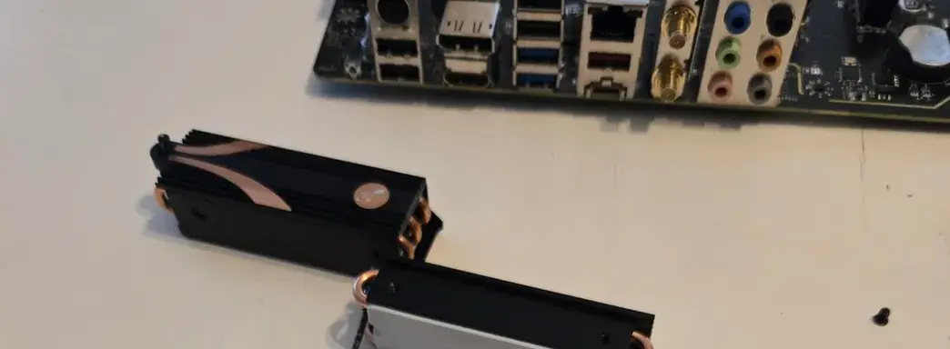 Хитрец купил подержанную материнскую плату за $50, на которой были SSD стоимостью $1,7 тысяч