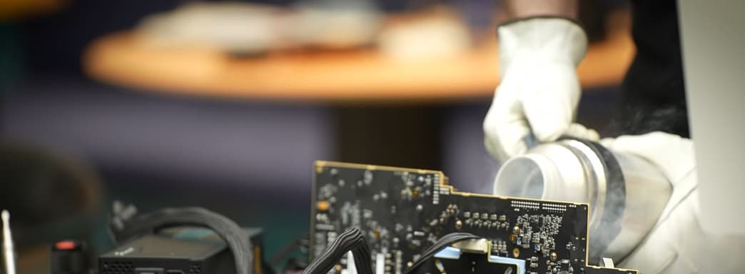 Мировой рекорд: бюджетная AMD Radeon RX 9060 XT разогнана до рекордных частот