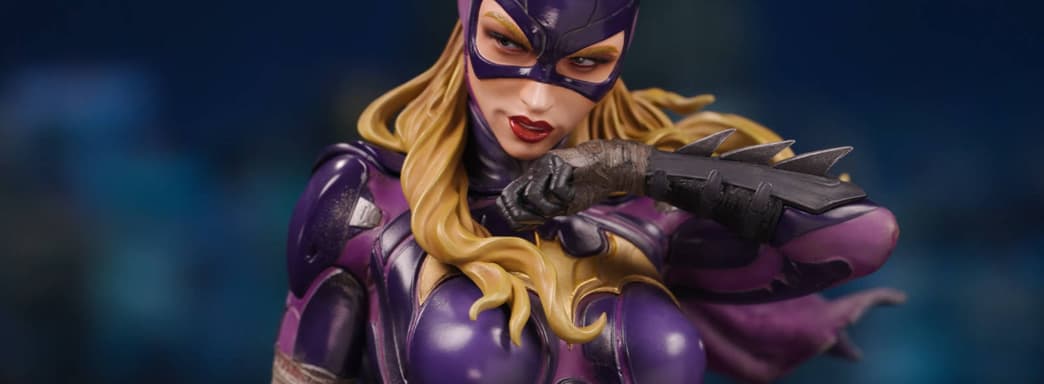 Sideshow Collectibles показала распаковку и сборку статуи Стефани Браун в костюме Бэтгёрл