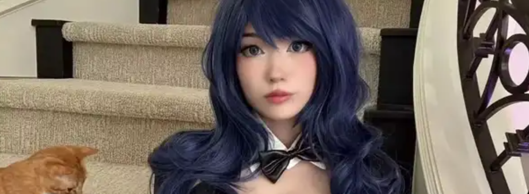Скандал на TwitchCon: на стримершу-косплеершу Emiru напали во время мероприятия