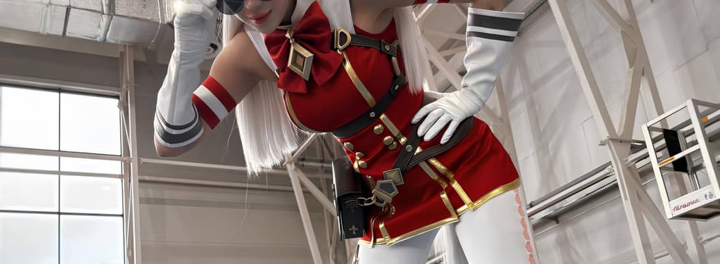 Мемная девушка-лошадь: модель показала косплей Голд Шип из игры Umamusume: Pretty Derby