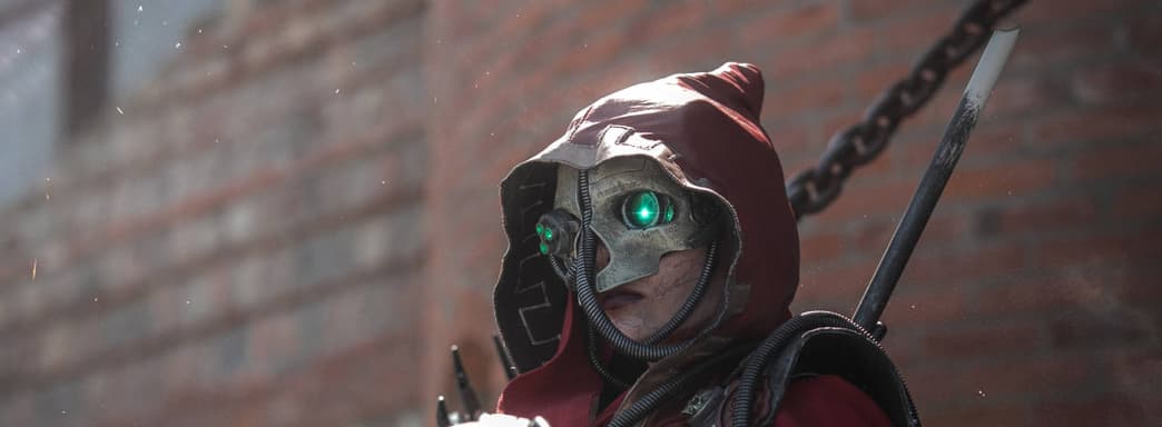 «Нет истины в плоти, только предательство»: модель показала косплей техножрицы из вселенной Warhammer 40,000