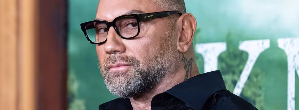 Dave Bautista dispelled concerns about Cavill's injury and confirmed the imminent start of filming "Highlander"