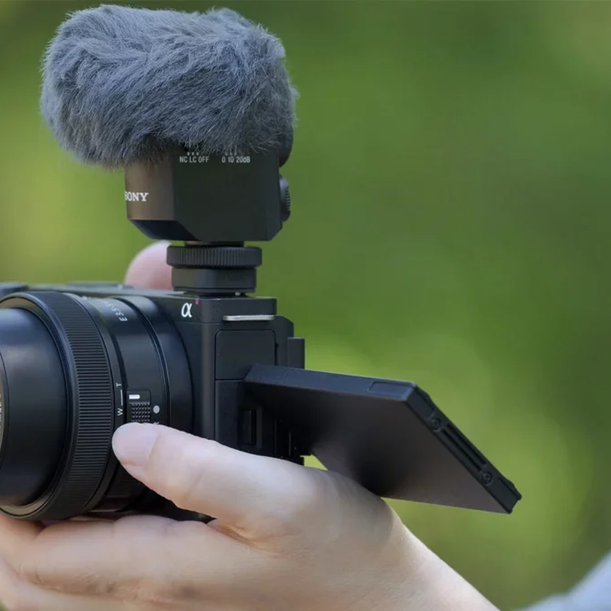 Представлена беззеркальная камера Sony ZV-E10 II