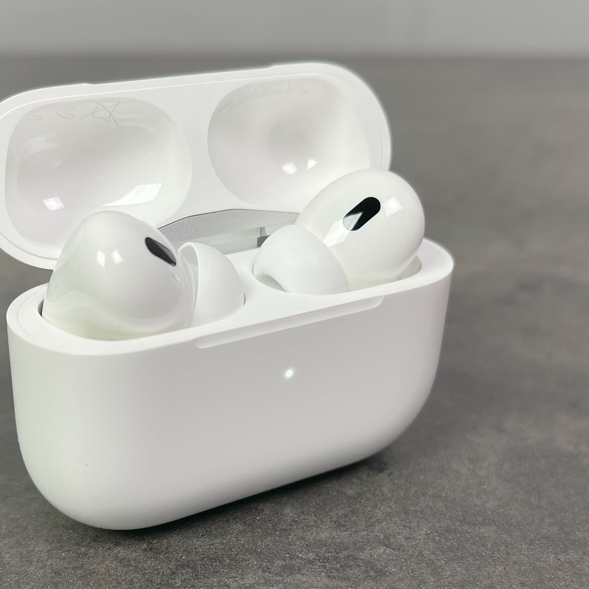 Обзор TWS-гарнитуры Apple AirPods Pro 2 USB C